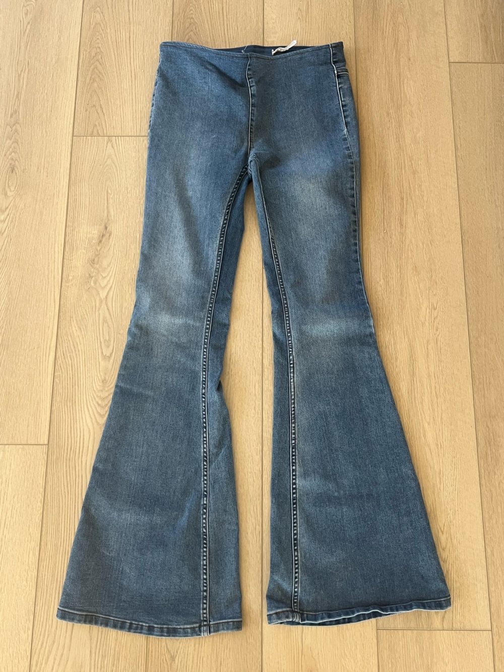 Free People Penny Pull On Flare Denim Jeans Medium Wash Boho Women’s 27x33